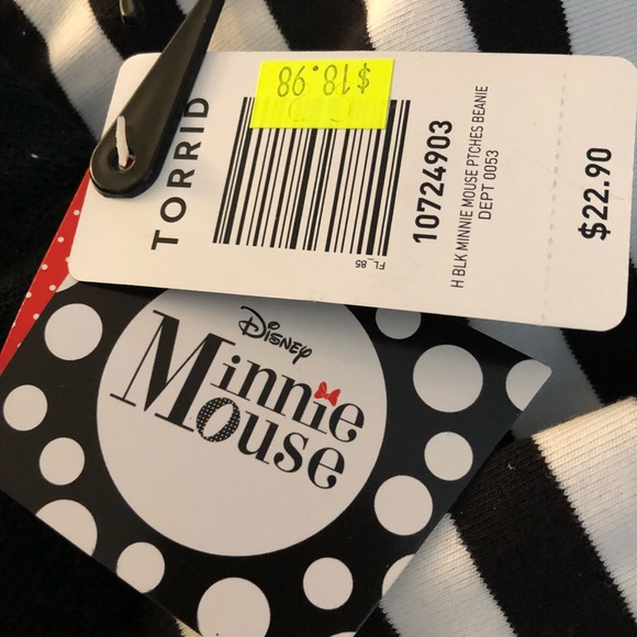 New with Tags Minnie Mouse Knit Cap from Torrid - Picture 3 of 3
